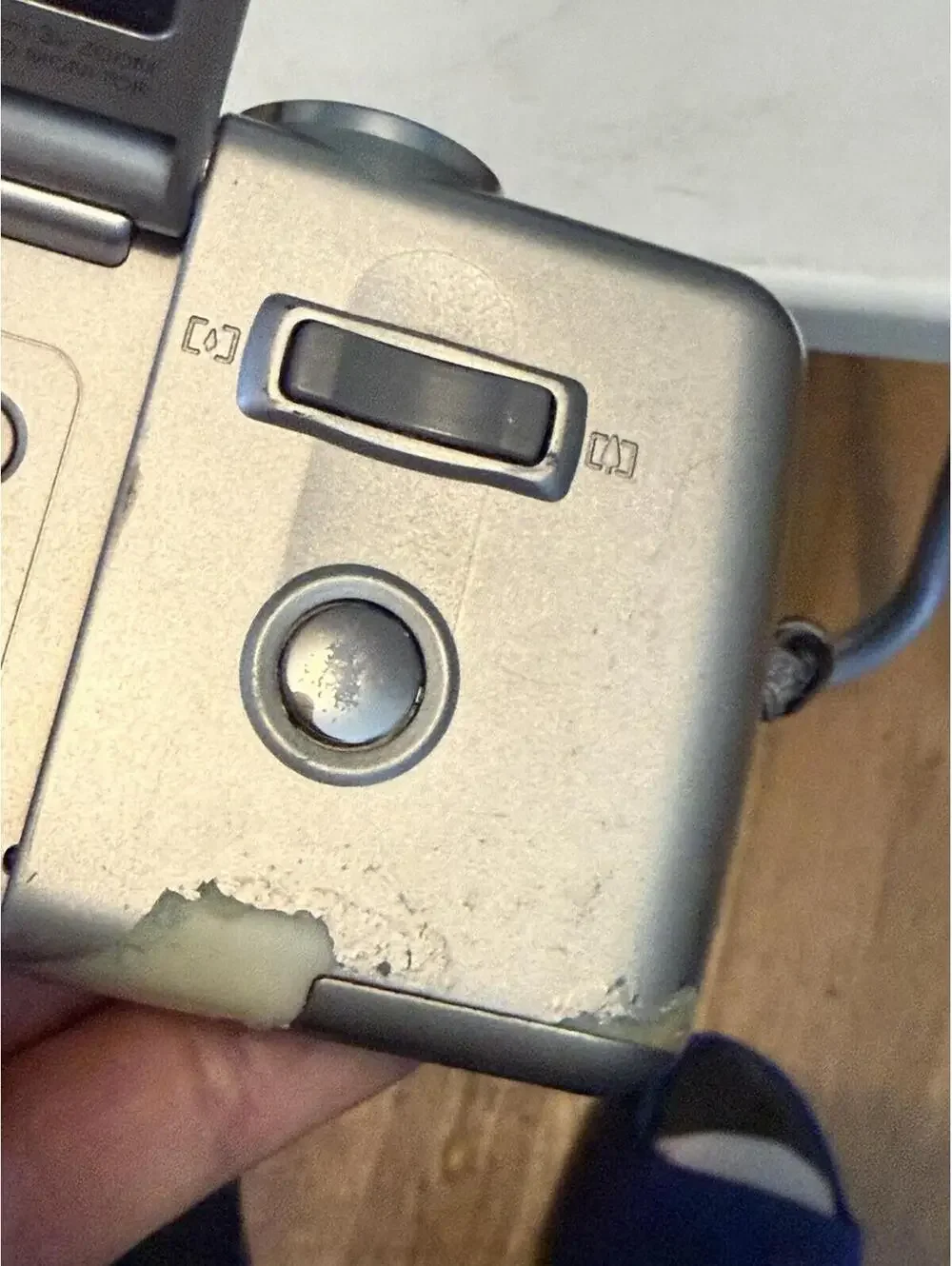 Vintage Ricoh RDC-300Z Digital Camera , (parts Only ) Turns On